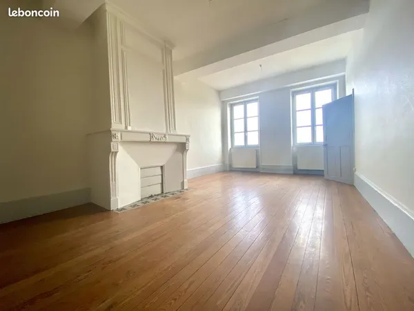 Bureaux 115 m² TOURNUS
