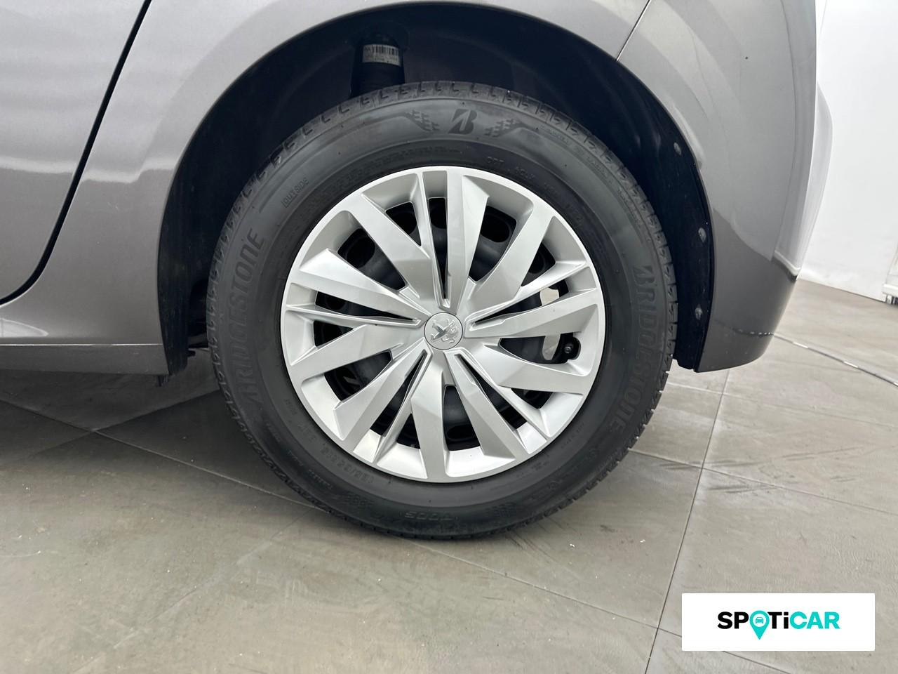 Peugeot 208 like puretech 75 s s bvm5 — photo 11