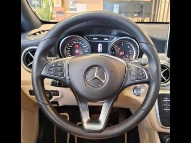 Mercedes Cla 180 d inspiration 7g-dct — photo 49