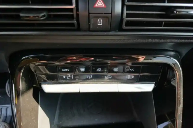 Citroën C3 turbo 100 ch manuelle — photo 21