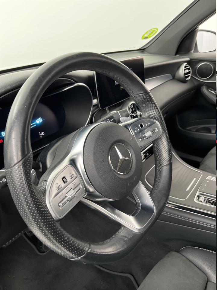 Mercedes GLC — photo 49
