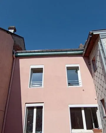 Vends F2 refait à neuf, CV, 50 m2