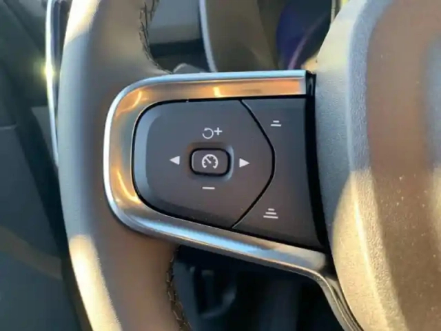 Volvo C40 recharge 238 ch 1edt — photo 52