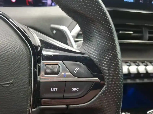 Peugeot 3008 puretech 130ch s&amp;s eat8 — photo 18