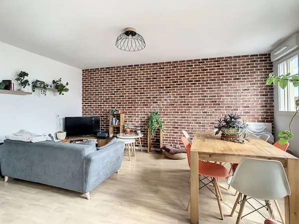 APPARTEMENT - SAINT-OUEN-L'AUMÔNE 2 pièces de 47.35m² habitables