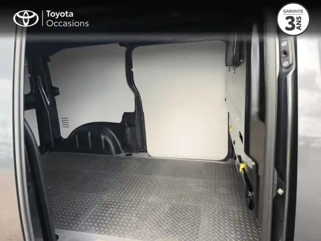 Toyota Proace medium 2.0 d-4d 140 start pack confort bva mc24 — photo 13