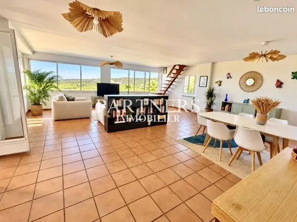Maison 4 pièces 145 m²