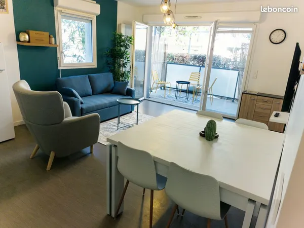 T2 meublé 45 m² - Balcon - Parking -Tram A