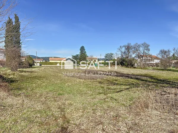 Terrain en individuel 2390 m²