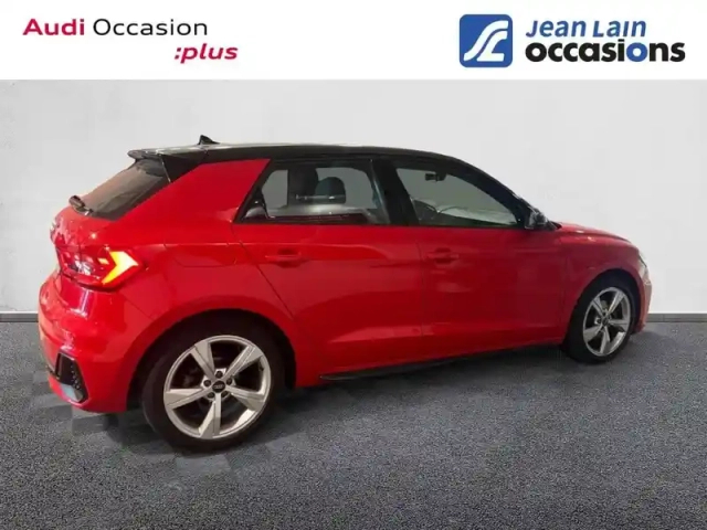 Audi A1 sportback 30 tfsi 110 ch s tronic 7 — photo 4