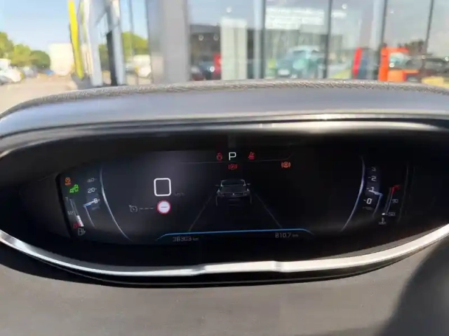 Peugeot 3008 1.2 puretech 130ch s&amp;s eat6 — photo 10
