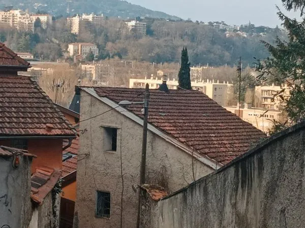 Atypique, unique, îlot de verdure à la Croix-Rousse