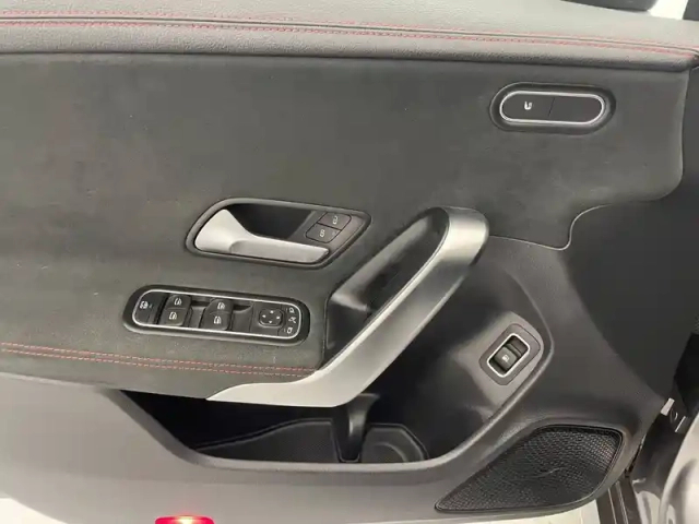 Mercedes Cla shooting brake 250 e 8g-dct — photo 56