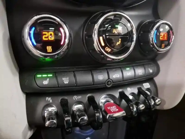 Mini Mini cooper 136ch edition premium plus bva7 — photo 11