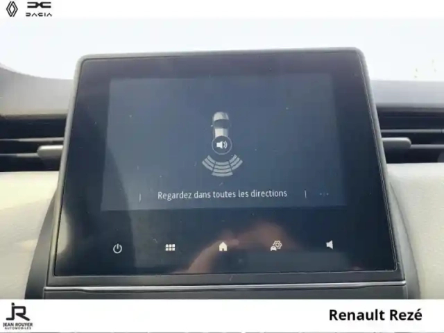 Renault Clio 1.0 tce 90ch evolution — photo 28