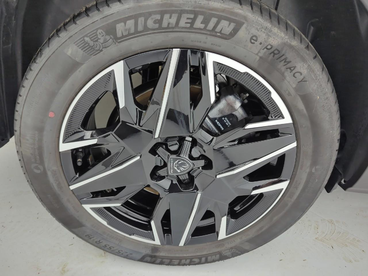 Peugeot 5008 hybrid 145 ch e-dcs6 gt — photo 20