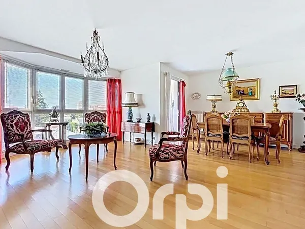Appartement 4 pièces 112 m²