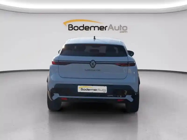 Renault Megane e-tech ev60 220 ch optimum charge — photo 4