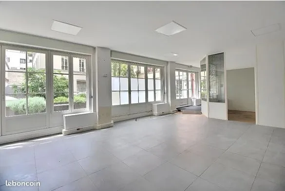 Commerce 203 m²