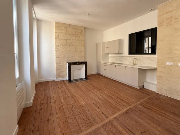 Grand T2 49m² proche Victoire