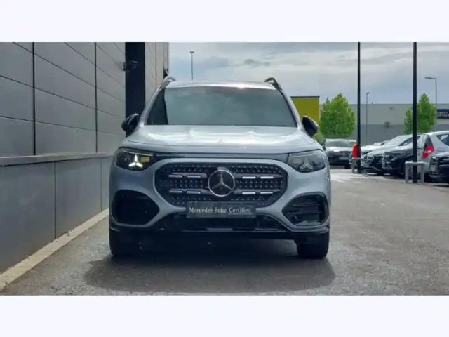 Mercedes Glb 200 — photo 8