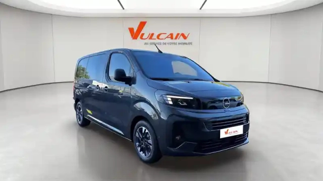 Opel Vivaro fgn sportive diesel 180 ch m automatique — photo 8