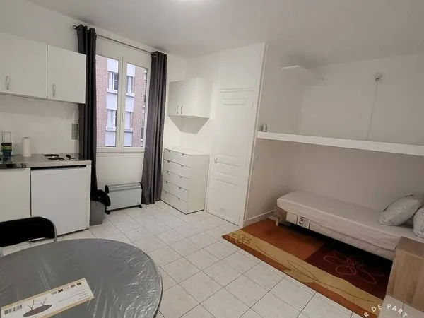 Studio 1 pièce 17 m²