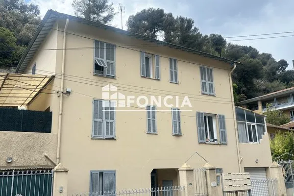 Studio 1 pièce 10 m²