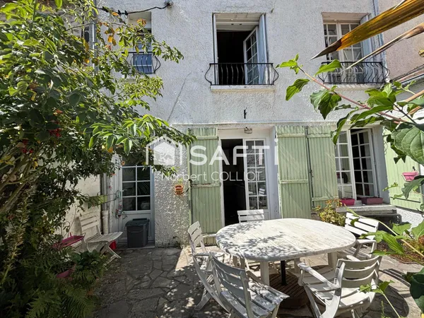 Maison ancienne centre village, gros potentiel