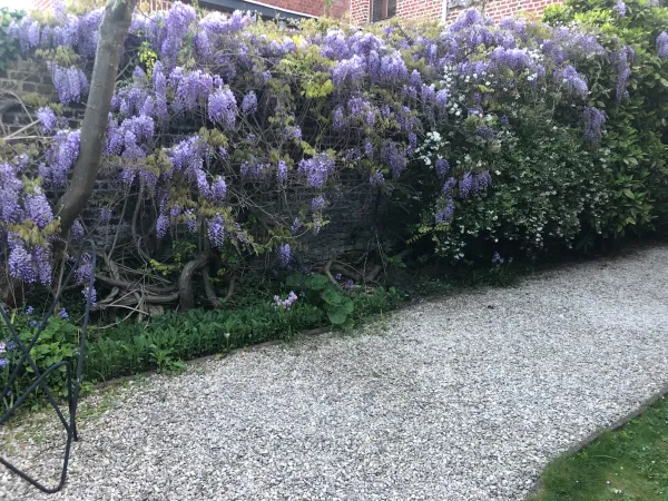 Vends terrain 180m²
