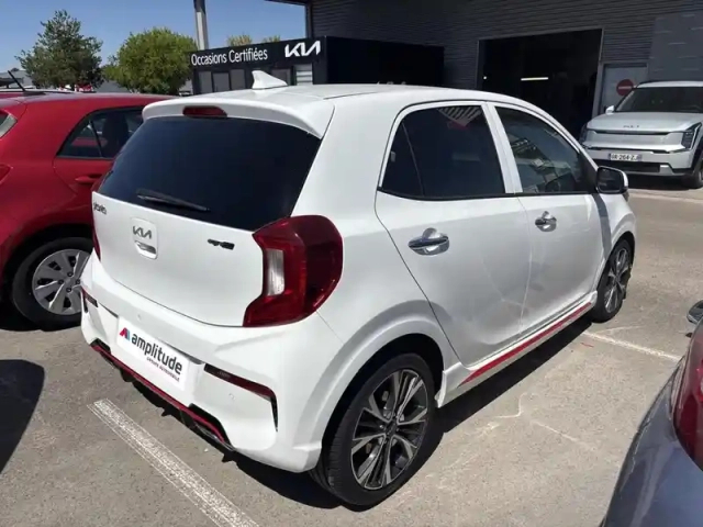Kia Picanto 1.2 dpi 84ch gt line premium — photo 5