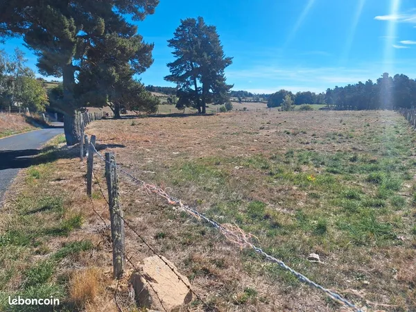 Terrain constructible 2300m2
