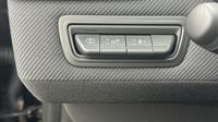 Renault Clio 1.0 TCe 90ch esprit Alpine - 24 — photo 18