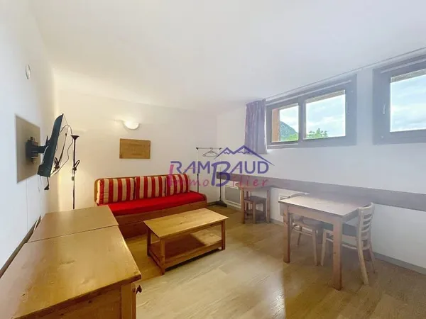 Studio 1 pièce 21 m²