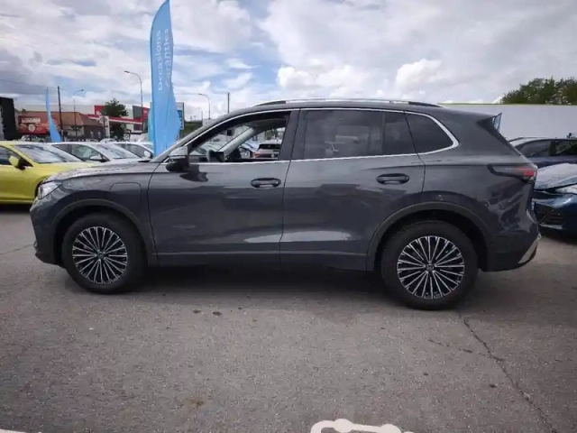 Volkswagen Tiguan 1.5 ehybrid 204ch elegance dsg6 — photo 8