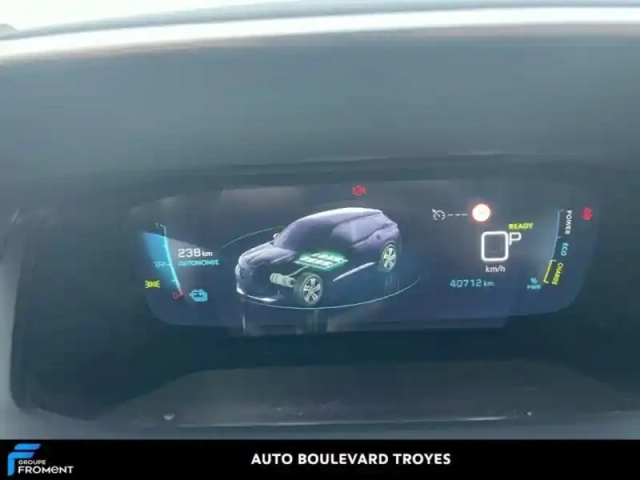 Peugeot 2008 e- 136ch allure pack — photo 10
