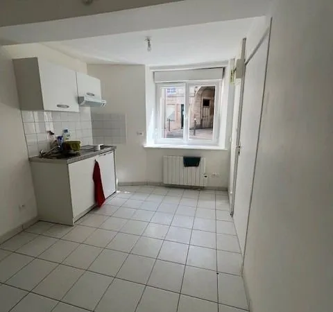 Studio 1 pièce 13 m²