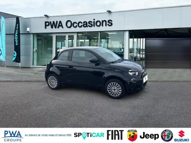 Fiat 500 e 95ch (red) my25 — photo 3