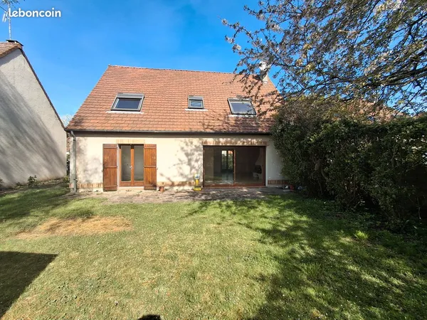 Maison familiale 150 m² - 5 chambres - jardin 511 m² - garage - Herblay-sur-Seine