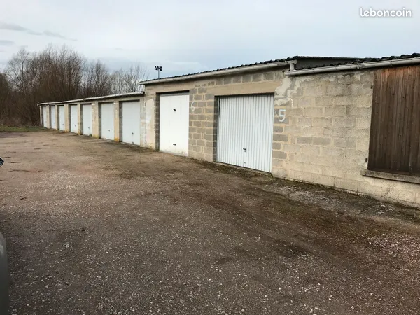 Garage à louer