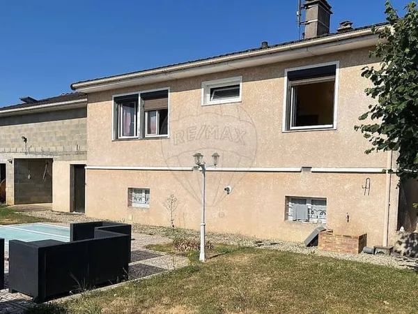 Maison 7 pièces 140 m²