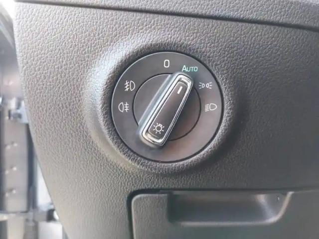Skoda Superb combi 2.0 tdi 150 scr dsg7 — photo 58