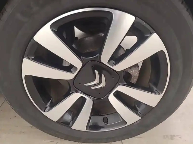 Citroën C3 puretech 110 s&amp;s bvm6 — photo 3