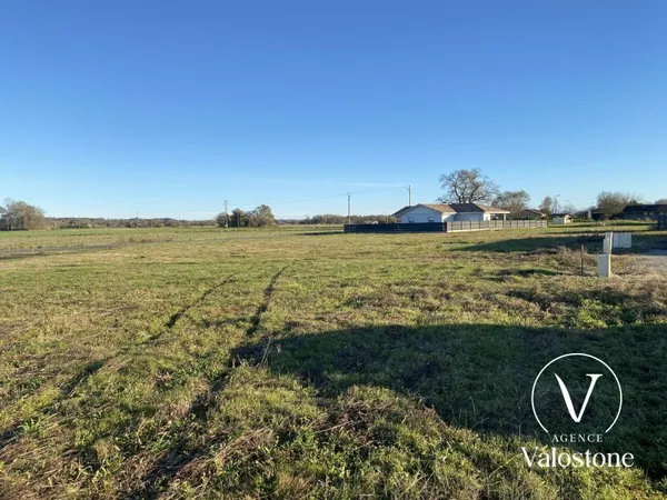 Terrain en individuel 800 m²