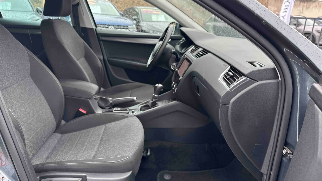 Skoda Octavia Combi 2.0 TDI 150 ch SCR FAP DSG7 — photo 20