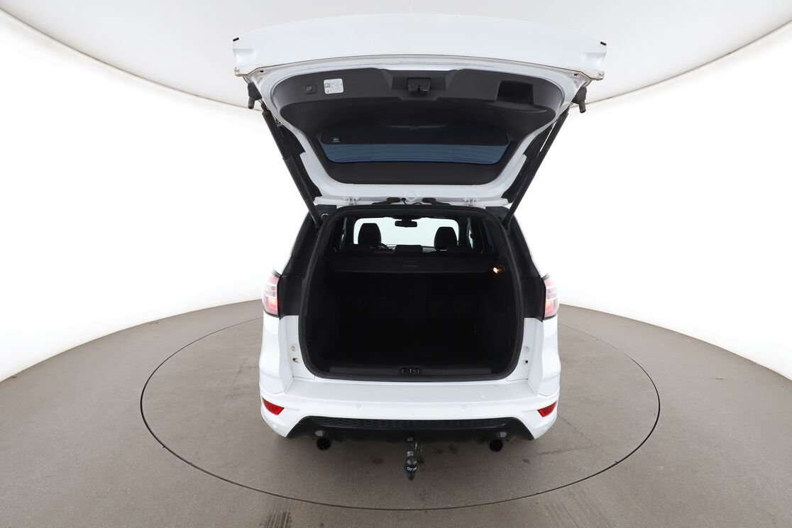 Ford Kuga 1.5 EcoBoost ST Line 4x2 — photo 15