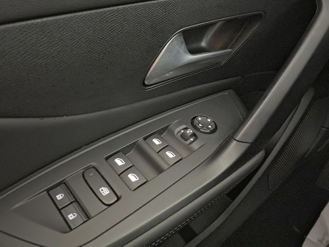 Peugeot 408 hybrid 145 e-dcs6 allure — photo 20