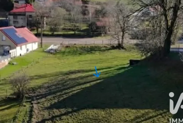 Terrain 768 m²