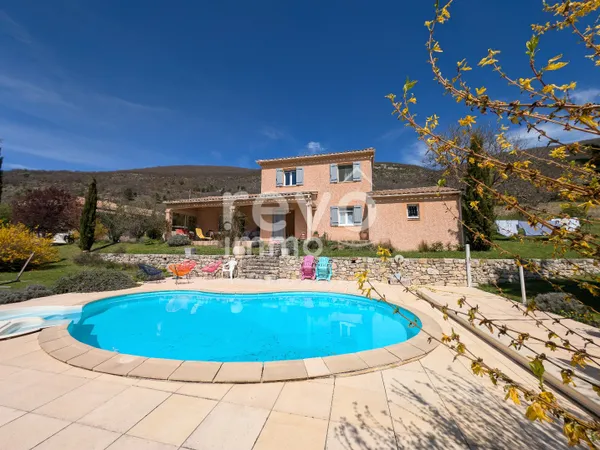 Vue exceptionnelle dans les Baronnies provençales !