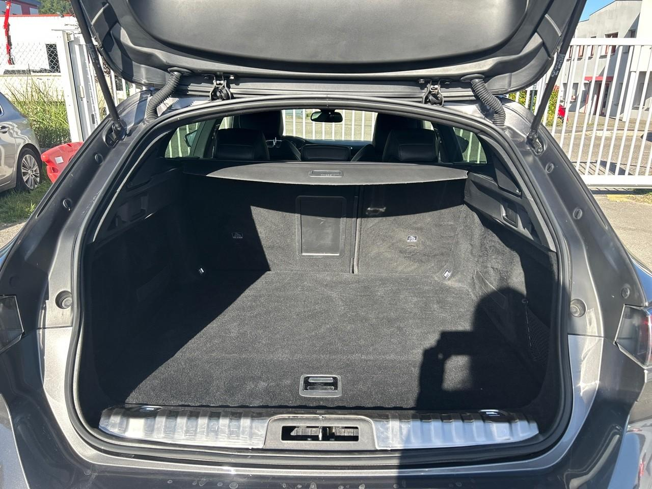 Peugeot 508 sw hybrid 225ch allure e-eat8 — photo 6